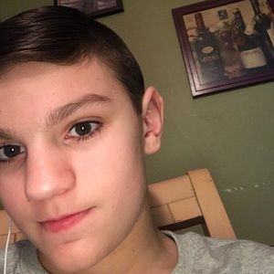 Meet your Posher, Brady